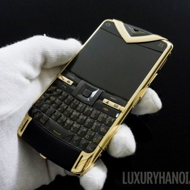 Vertu Quest Yellow Gold 98%