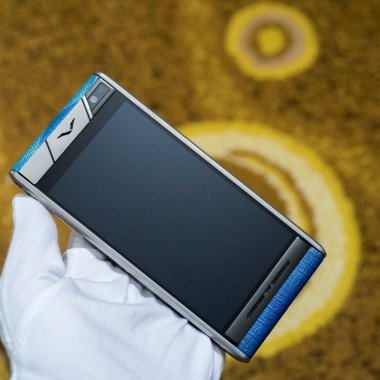 Vertu Aster Blue Chevron 90%