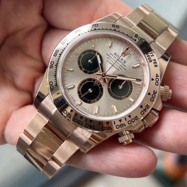 Đồng Hồ Rolex Cosmograph Daytona 126505 Mặt Số Sundust Cọc Số Dạ Quang