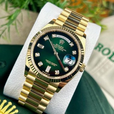 Đồng hồ Rolex Day-Date 36mm Green Diamond Dial 128238