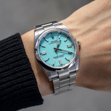 Đồng Hồ Rolex Oyster Perpetual 36mm 126000 Mặt Số Xanh Ngọc Lam