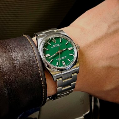 Đồng Hồ Rolex Oyster Perpetual 36mm 126000 Mặt Số Xanh Lá