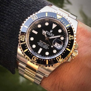 Đồng Hồ Rolex Sea-Dweller 126603 Mặt Số Đen 43mm