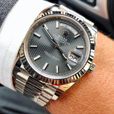 Đồng hồ Rolex Day-Date 40 White Gold  Dark Rhodium Stripe Motif Dial 228239