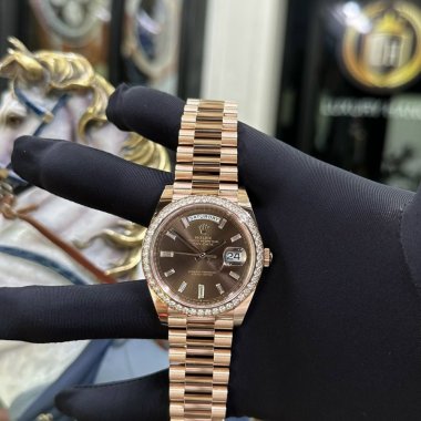 Đồng hồ Rolex Day-Date 40mm 228345RBR Chocolate Set with Diamond Rose Gold 
